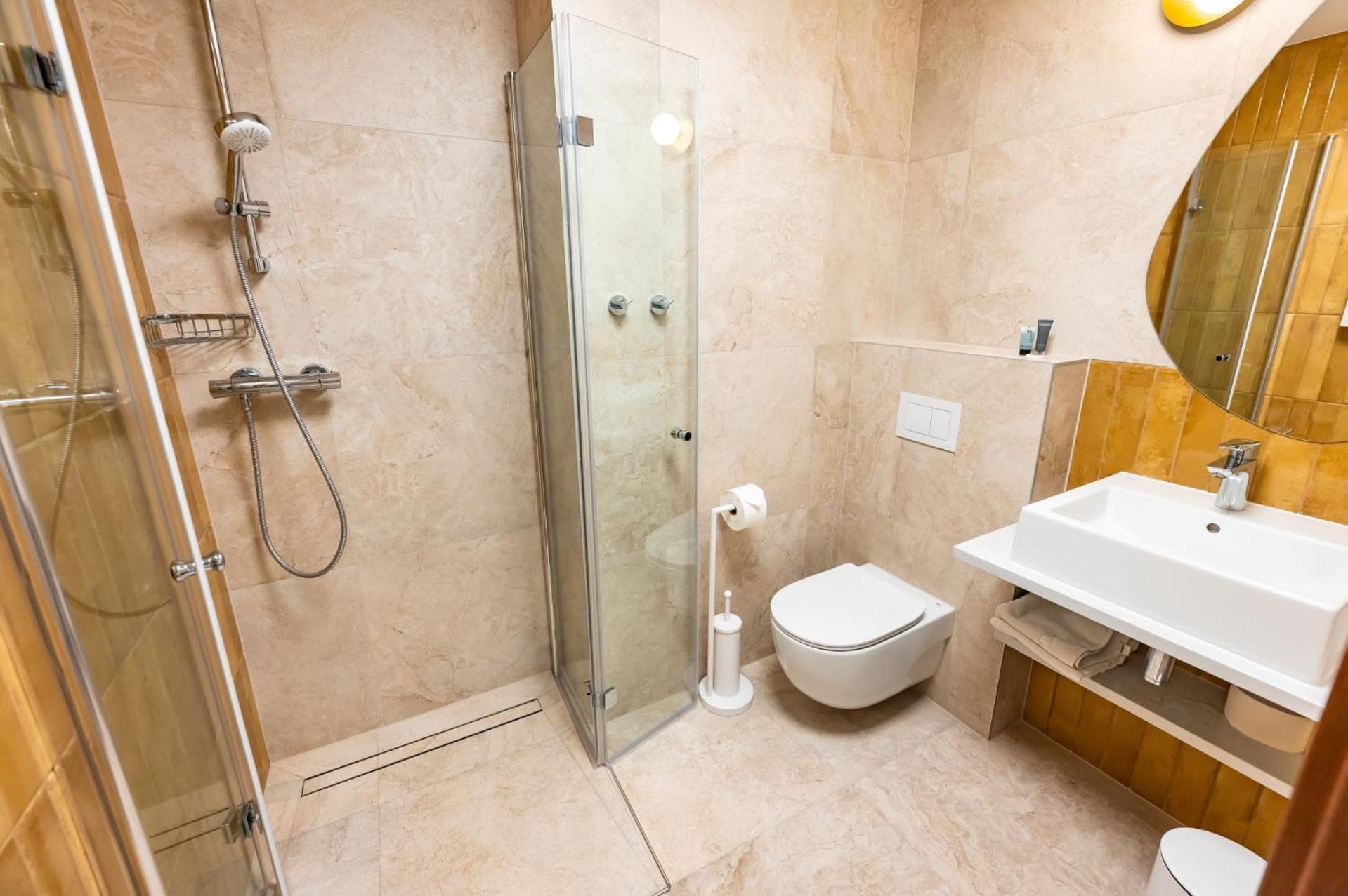 Osrodek Szkoleniowo Wypoczynkowy Galicya Hotel Krynica-Zdrój Szoba fotó